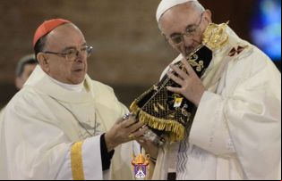 Cardeal Damasceno envia mensagem ao Papa Francisco